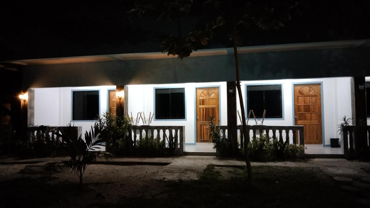 Elen Inn - Malapascua Island Fan Room #2 ภายนอก รูปภาพ